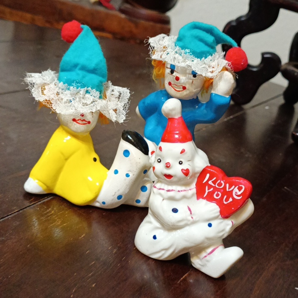 Circus Clowns Ceramic Porcelain lot of 3 Old Vintage hand painted
